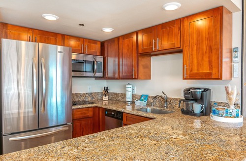 Waikiki Apartment | Ilikai Hotel Condo at Waikiki with Parking