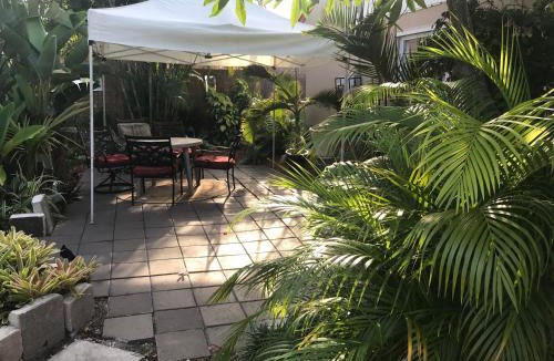 Harbordale Hotel | INN LEATHER GUEST HOUSE-GAY MALE ONLY