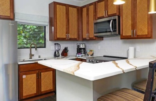 Kailua-Kona Resort | Ironman Race Week ~ Kona, Hawaii ~ 2BR/2BA Condo ~ Oct 4-11