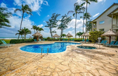 Wailua Hotel | Islander on the Beach 315