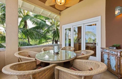 Kahaluu Bay House | Kahaluu Beach Villas 303