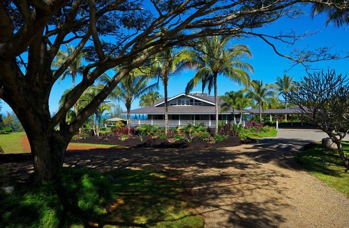 Kilauea House | Kauai Oceanfront Estate on Secret Beach