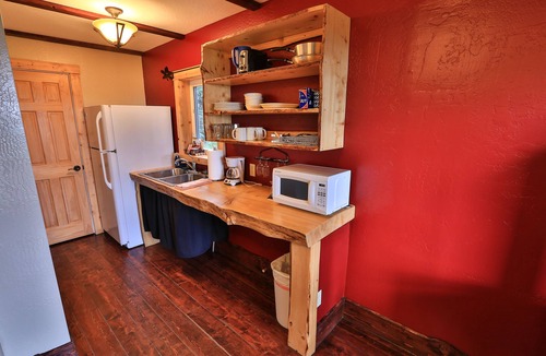 Homer Hotel | Kenai Peninsula Suites