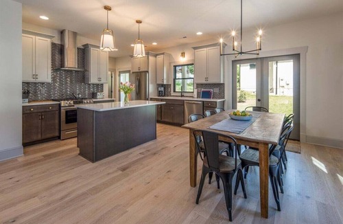 Brevard House | Kings Creek Cottage Downtown