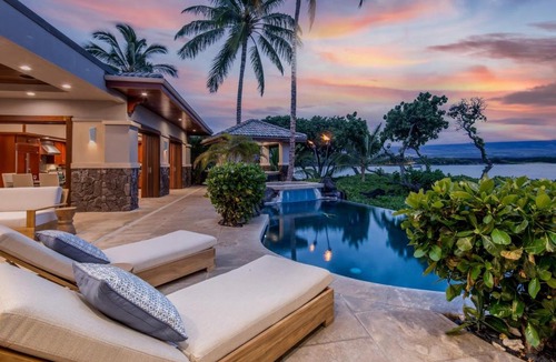 Waikoloa House | Kolea Kai Oceanfront 4 BR Sleeps 11 Perfect for Couples Complimentary Car with 6 Nights Hale Nani by KBM