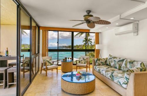 Poipu Apartment | Kuhio Shores 319: Oceanfront in Poipu with A/C!