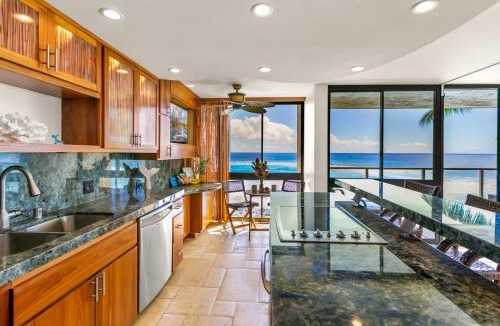 Poipu Apartment | Kuhio Shores 319: Oceanfront in Poipu with A/C!
