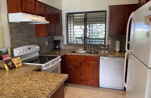 Wailua Condo | Lae Nani 336. Top floor 2-bedroom condo with beautiful ocean views at attractive rates.