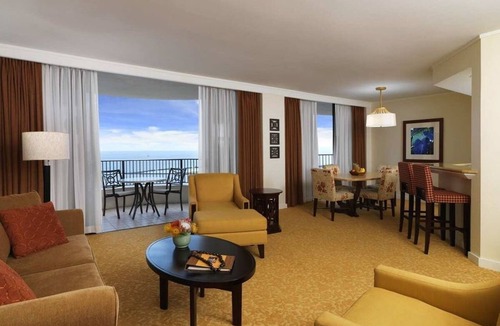 Waikiki Resort | Lagoon Tower – 2 Bedroom OceanView