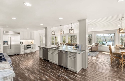 Flowery Branch House | Lake Lanier Lakefront, Swim, Kayaks, Sauna, Gym, Pickleball
