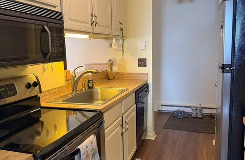 Lake George Condo | Lake side unit with resort amenities - pool, beach & tennis.