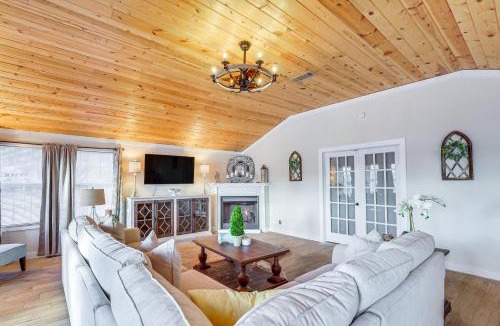 Milledgeville House | Lake Sinclair: Since Day 1 Family Lake House