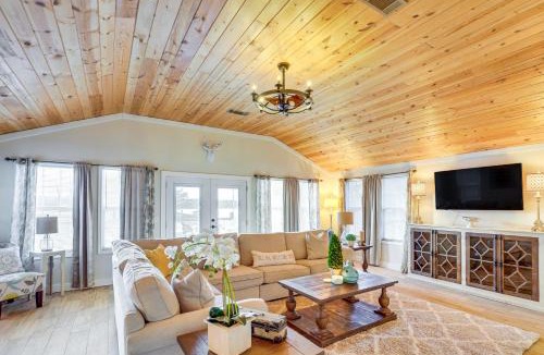 Milledgeville House | Lake Sinclair: Since Day 1 Family Lake House