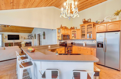 Milledgeville House | Lake Sinclair: Since Day 1 Family Lake House