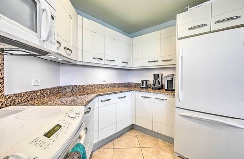 Kahaluu Bay Apartment | Lanai & Resort-style Perks! Kona Townhome