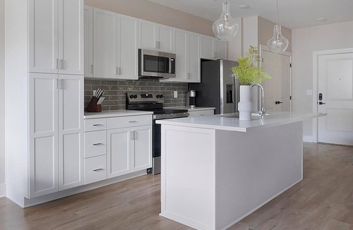 Oakwood Apartment | Landing | Amazing 1BD, Pool, Clubhouse