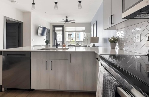 East Side Apartment | Landing | Modern 1BD, Game Room, Clubhouse