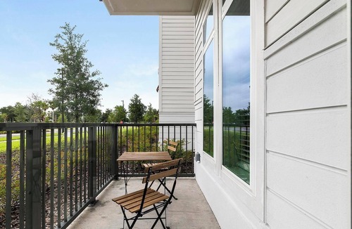 Florida Center Apartment | Landing | Spectacular 1BD, Clubhouse, Yoga Studio