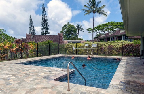 Princeville Condo | Large & Inviting, Walkable Location close to beach-Perfect for Large Groups!