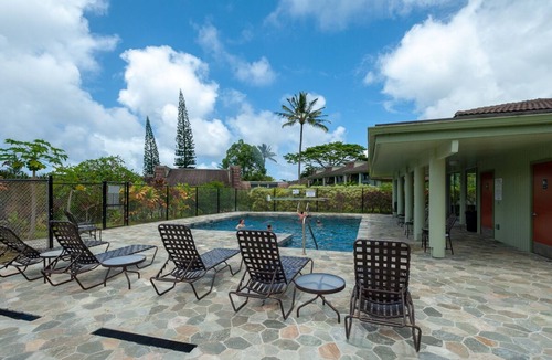 Princeville Condo | Large & Inviting, Walkable Location close to beach-Perfect for Large Groups!