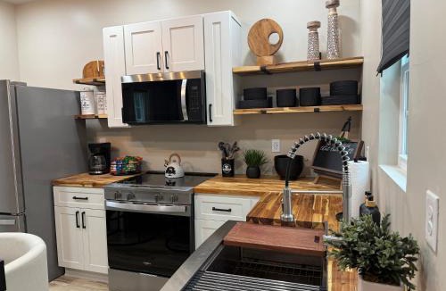Fleming House | Live Oak Estate Near Hinesville and Savannah