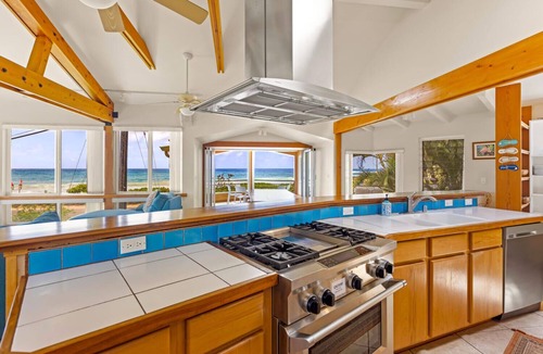 Poipu House | LOCATION! LOCATION! LOCATION!nBoogie Board at Brennecke's Beach!
