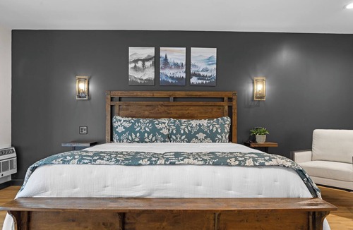 Burnsville Cabin | Lodge at Mount Mitchell
