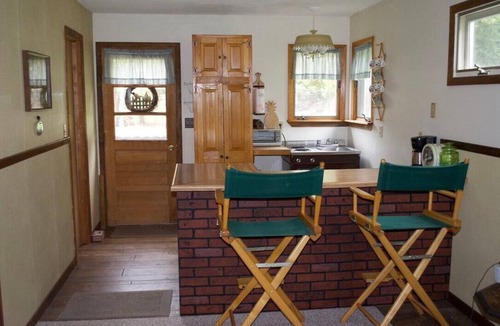 Brant Lake Cottage | Lovely 3-bedroom cottage in Beautiful Brant Lake getaway