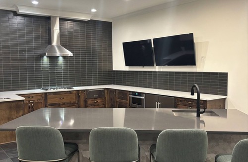 Dunwoody Apartment | Luxury/Cozy 1-Bedroom Condo Retreat Dunwoody GA