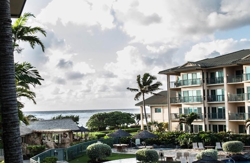 Wailua Condo | Luxury Ocean Front Property! Ocean& pool view. B204