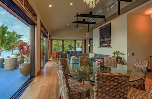 Ninole House | Luxury Oceanfront Balinese Oasis