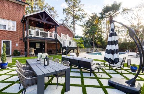 Smyrna House | Luxury Retreat in Smyrna: Pool, Pickleball & More!