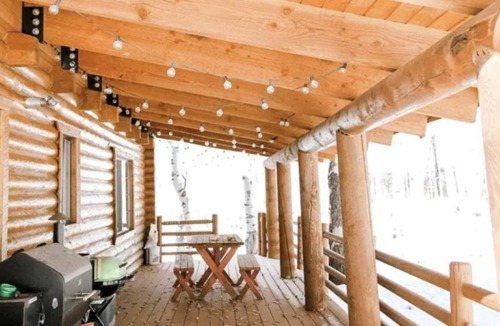 Timber Lakes Cabin | Magical Log Cabin in the Woods. 20 miles from ski resorts. Family Friendly!
