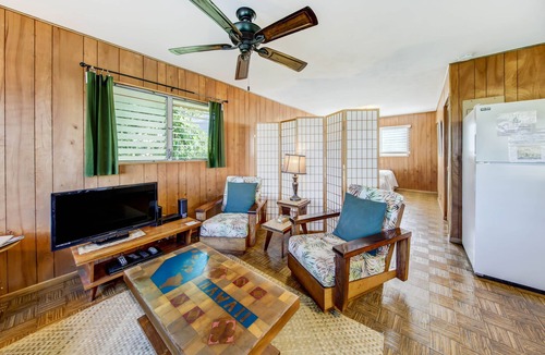 Hanalei House | Malolo Cottage - a studio/1ba home near the beach in Hanalei