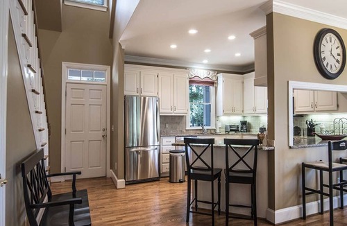 Greensboro House | Marina Cottage @ Reynolds On Lake Oconee inside & near Ritz Carlton