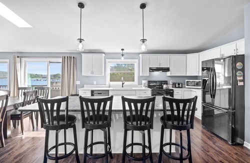 Penn Yan House | Memory Lane: An Unforgettable Family Retreat!