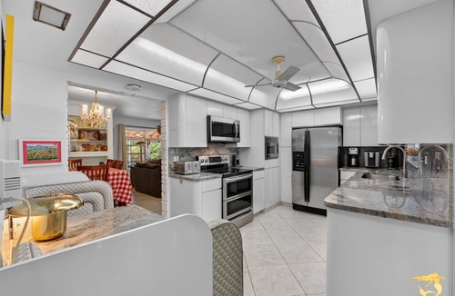 Deerfield Beach House | Mermaid Bay: Butterfly Garden Oasis & Heated Pool