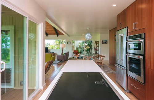 Princeville House | Mid-century Remodeled Spectacular Ocean Views! 10% Discount for Week+ Stays!