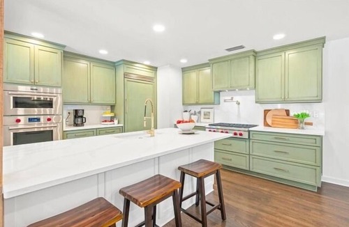 King City House | Miss Georgia Peach | Luxury 4 Bedroom St. Simons Island Vacation Rental