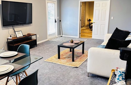 Marietta Apartment | Modern 1-bedroom Apt - Close to KSU & Wellstar - Pet Friendly