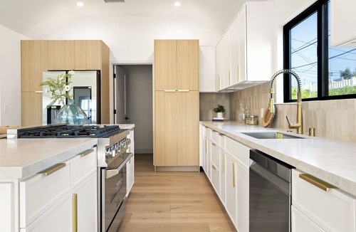 West Los Angeles House | Modern 3BR Luxury Home w/Designer Kitchen & Bright Open Living in Rancho Park