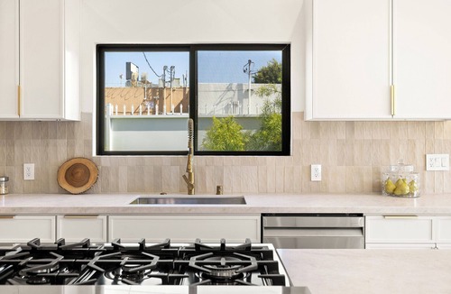 West Los Angeles House | Modern 3BR Luxury Home w/Designer Kitchen & Bright Open Living in Rancho Park