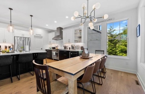 Saratoga Springs House | Modern 5BR Luxury Home with Lake & Indoor Pool Access