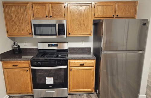 Smyrna House | Modern Smyrna Retreat Pet-Friendly Near Truist Park & Downtown Atlanta