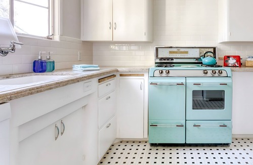 Fullerton House | Modern Vintage Near Disneyland - Perfect For Every Trip