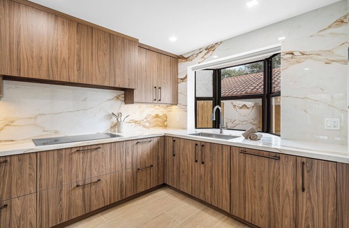 Deerfield Beach House | Modern Zen 2-2.5 Direct Intracoastal townhome blocks from the Beach in Deerfield
