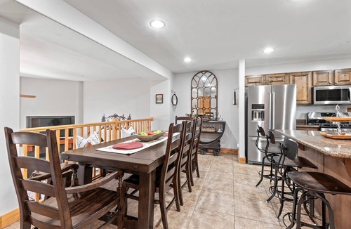 Bear Hollow Village House | Moose Management at Bear Hollow 5667: Pvt Hot Tub, BBQ, PS4, Fireplace, 5min to