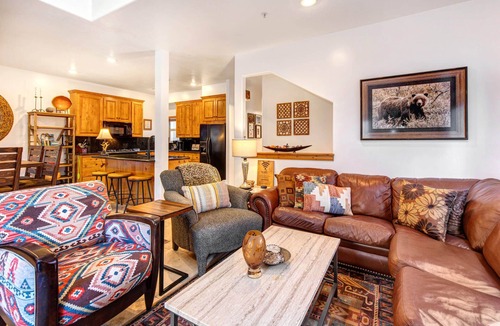 Bear Hollow Village House | Moose Mgmt at Bear Hollow 5430: Wifi, BBQ, 5min to Ski Resorts, Free Bus