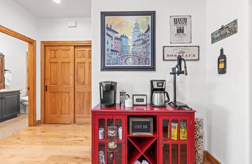 Bear Hollow Village House | Moose Mgmt at Bear Hollow 5534: King bed-Pvt. Hot Tub-Pool-Dogs Welcome