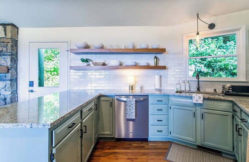 Wolf Laurel House | Mountain Getaway w/Hot Tub -Firepit- Near Ski Lodge & Trails
